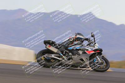 media/Dec-17-2022-SoCal Trackdays (Sat) [[224abd9271]]/Turn 9 Side (245pm)/